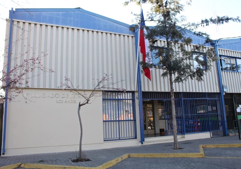 Condenan a Codelco Andina a indemnizar a extrabajadores afectados por Síndrome de Manguito Rotador