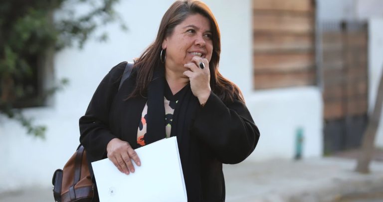 Cuestionamiento de Concejales a pagos por casi 4 millones mensuales a asesora desata la molestia de la alcaldesa de Calle Larga